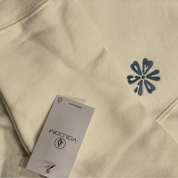 Cream Sweatshirt with Blue Floral Embroidery - Picture 5 of 6
